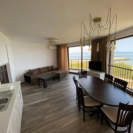 Apartments Pomorie דירה פומורי