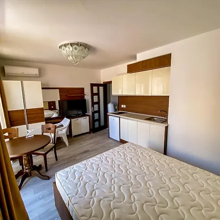 Apartments Pomorie *