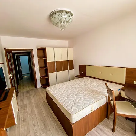 Apartments Pomorie פומורי