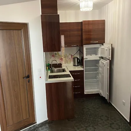 Apartments Pomorie דירה