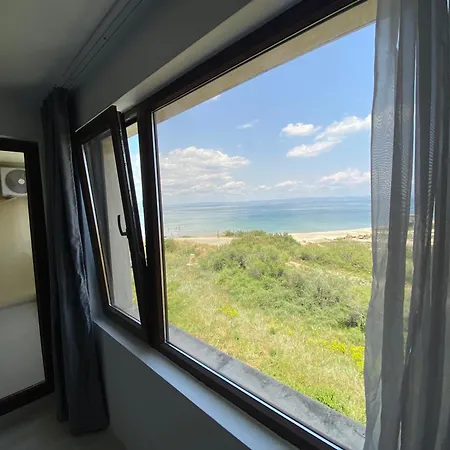 Apartments Pomorie דירה